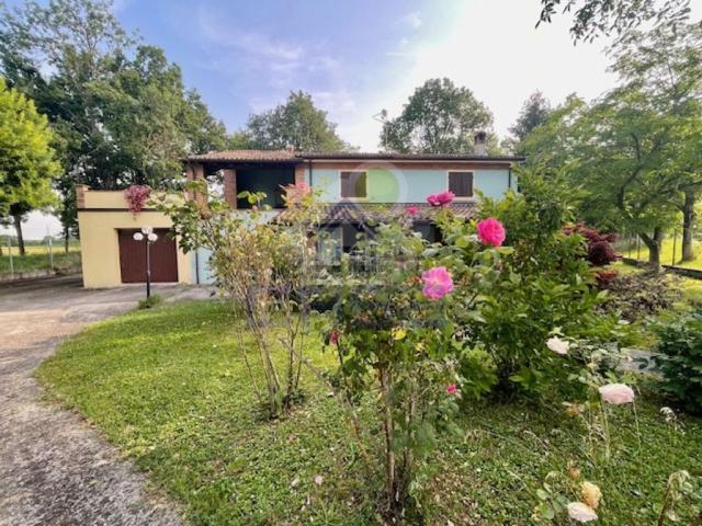 Casa in vendita a Piacenza, Reggio Emilia