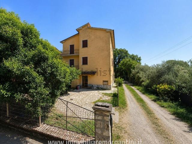 Casa in vendita a Sarteano, Siena