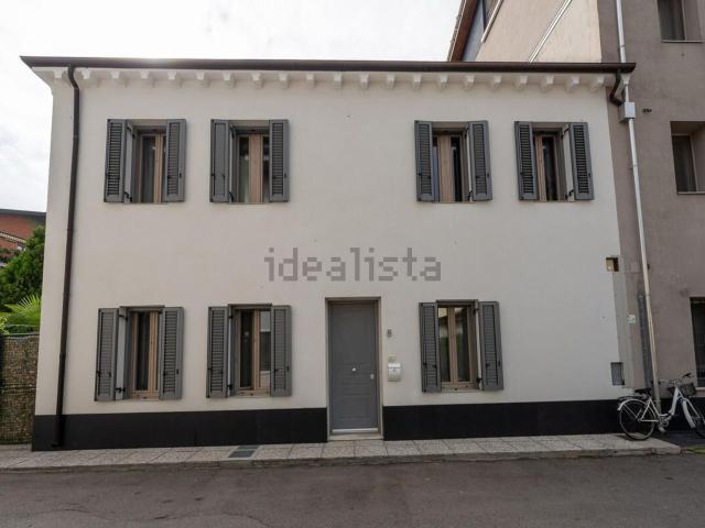 Casa in vendita a Borgo Roma, Verona