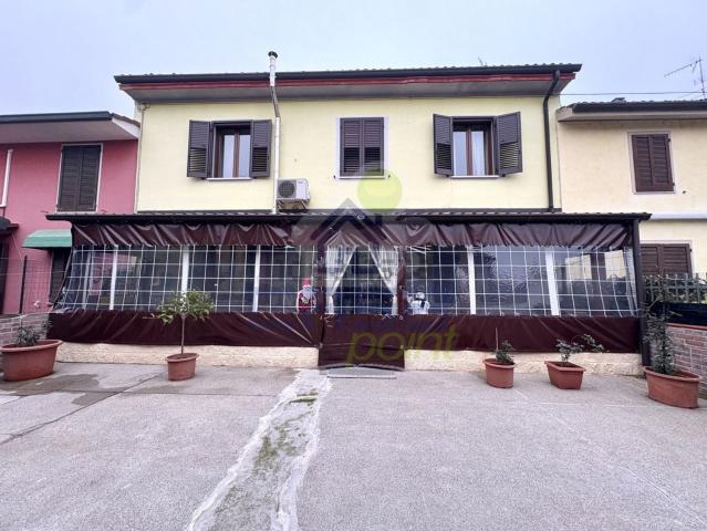 Casa in vendita a Cingia De' Botti, Lombardia