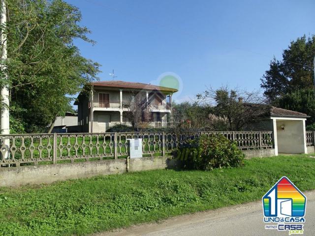 Casa in vendita a Chieve, Lombardia