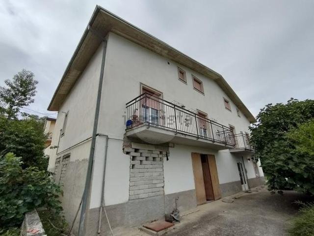 Casa in vendita a Tornimparte, Abruzzo