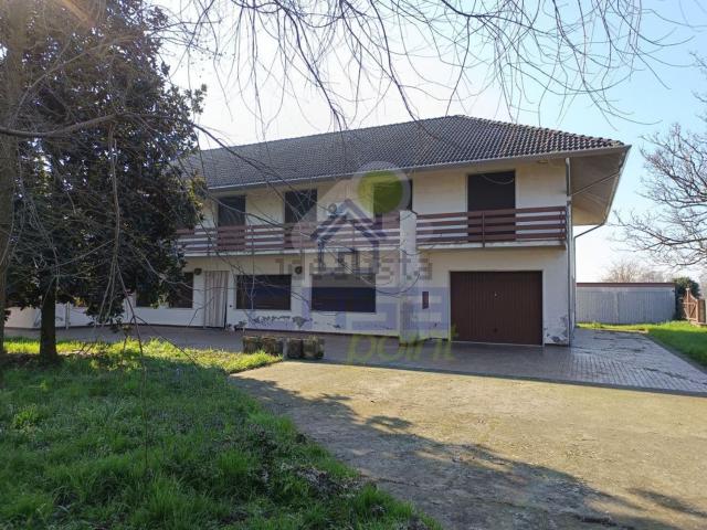 Casa in vendita a Sospiro, Lombardia