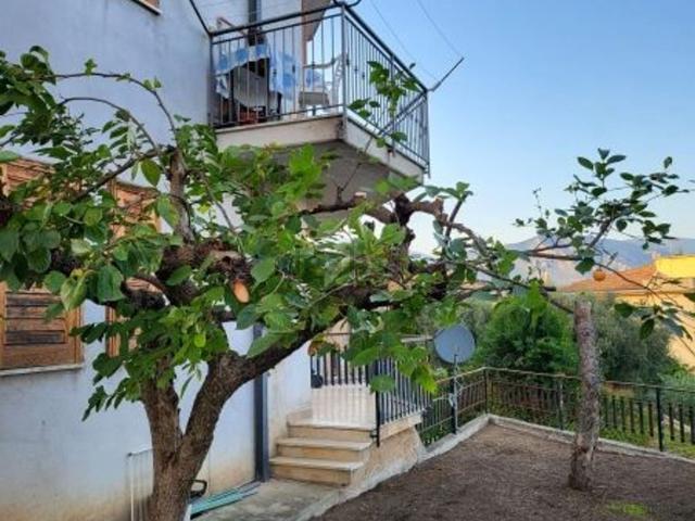 Casa in vendita a Piccilli, Campania