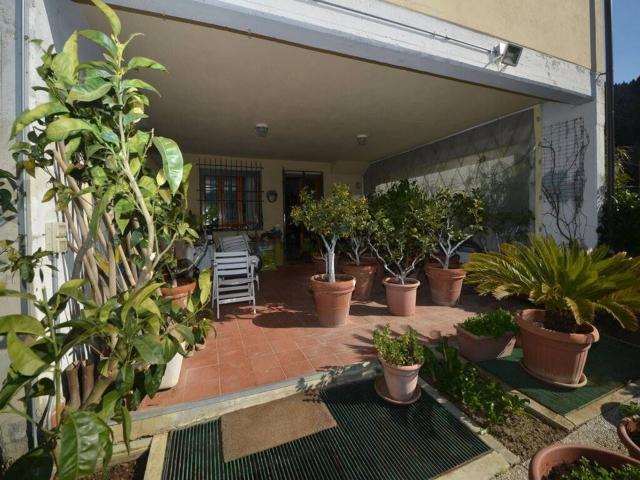 Casa in vendita a Calenzano, Toscana