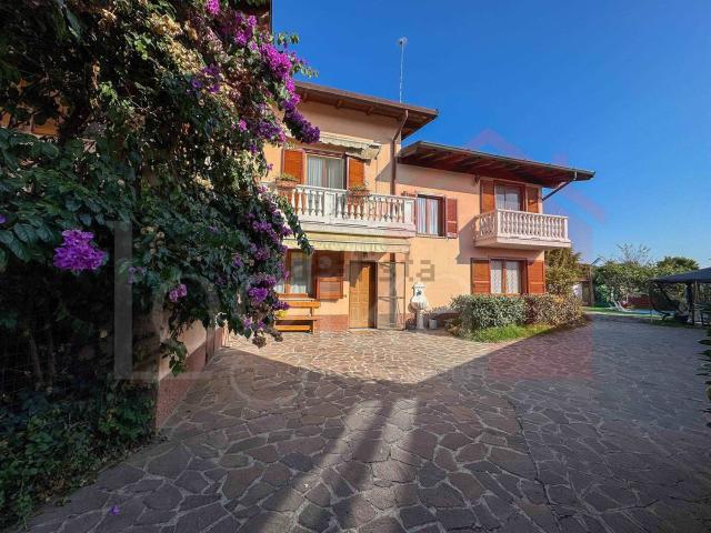 Casa in vendita a Torrevecchia Pia, Lombardia
