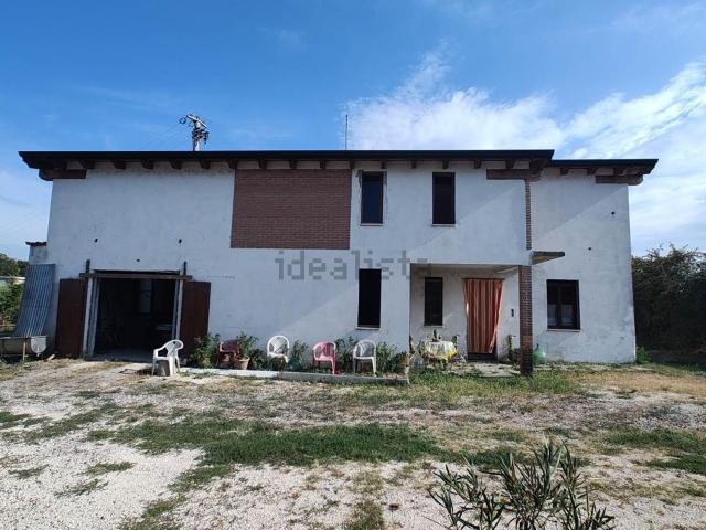 Casa in vendita a Moglia, Lombardia