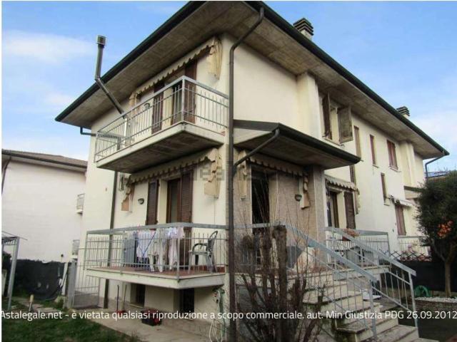 Casa in vendita a Bovolone, Verona