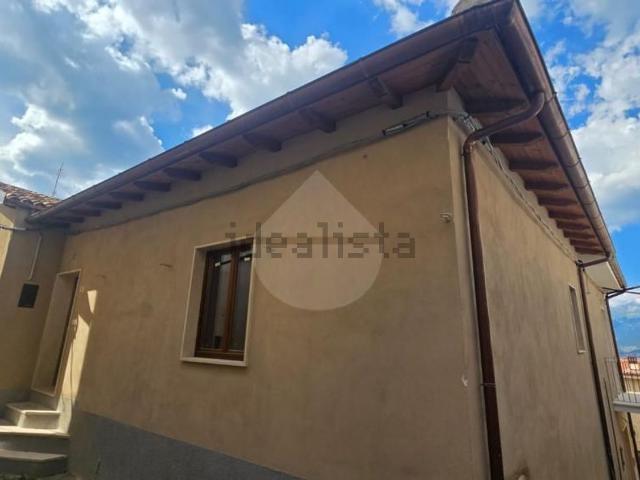 Casa in vendita a Tornimparte, Abruzzo