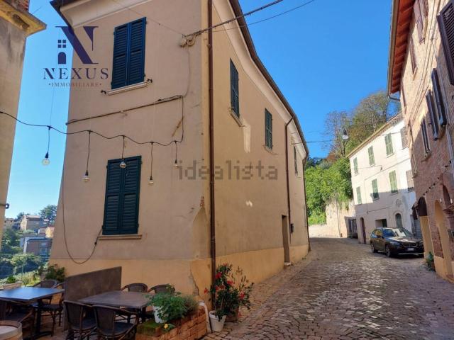 Casa in vendita a Molinaccio, Marche