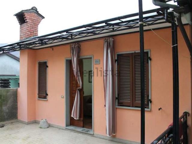 Casa in vendita a Case Corvi, Pontremoli