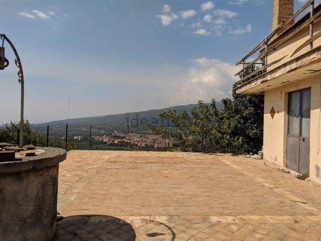 Casa in vendita a Linguaglossa, Sicilia