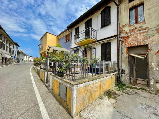 Casa in vendita a Bosnasco, Lombardia