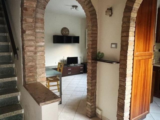 Casa in vendita a Ferrara, Reggio Emilia