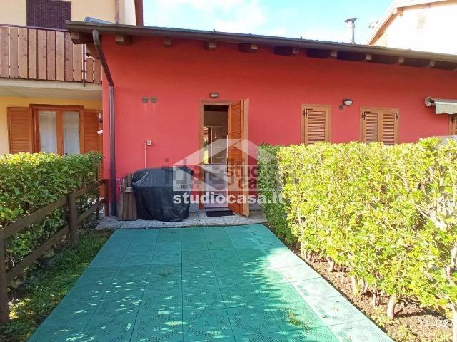Casa in vendita a Onore, Lombardia