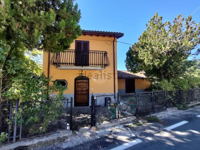 Casa in vendita a Sant'Eusanio, Barete