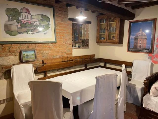 Casa in vendita a Badia, Gioiella