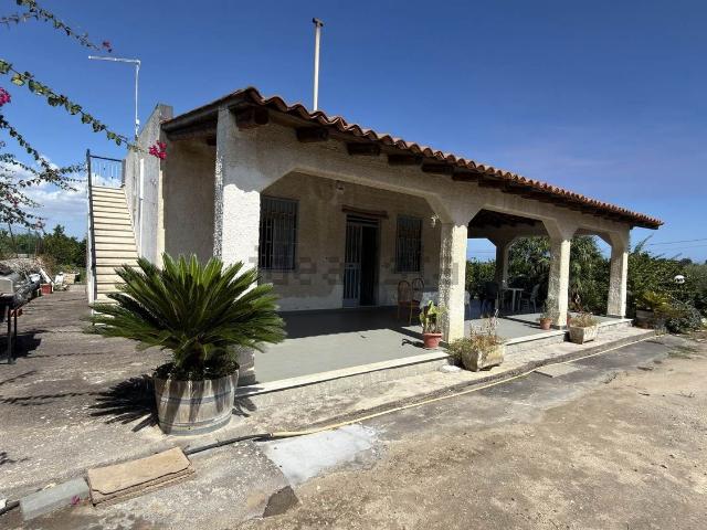 Casa in vendita a Villasmundo 2000, Melilli