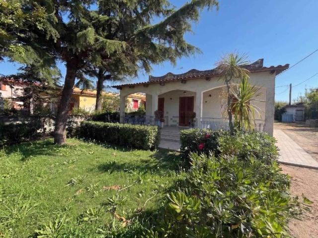 Casa in vendita a Sessa Aurunca, Campania