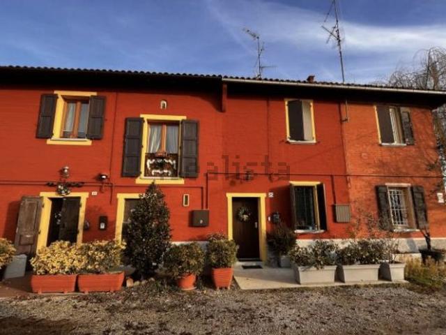 Casa in vendita a Unione dei comuni Valli del Reno, Lavino e Samoggia, Zola Predosa