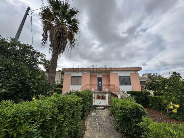 Casa in vendita a Chiesanuova, Valderice