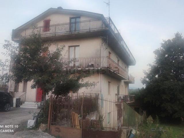 Casa in vendita a San Martino Valle, Campania