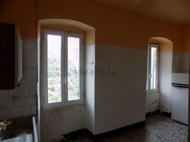 Casa in vendita a Imperia, Liguria