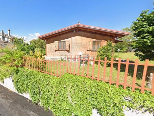 Casa in vendita a Villa Mercato, Pizzoli