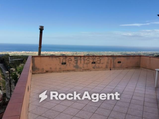 Casa in vendita a Calabria, Reggio Calabria