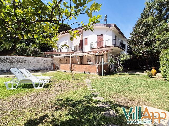 Villa Indipendente in vendita a Salto di Fondi, Salto Di Fondi