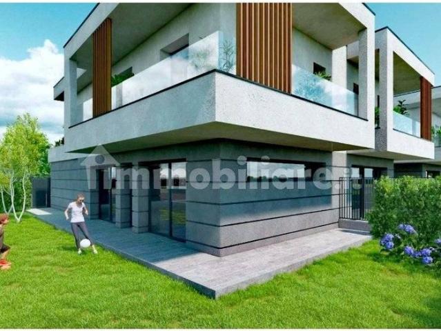 Villa Indipendente in vendita a Gallarate, Lombardia