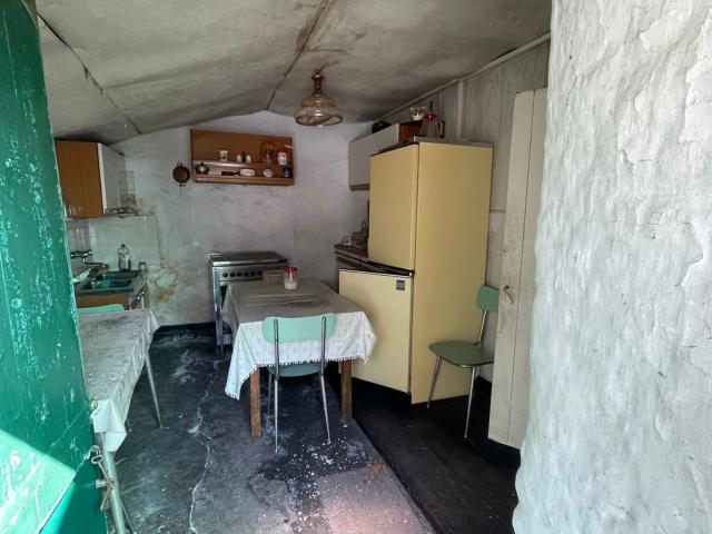 Villa Indipendente in vendita a Acero, Borzonasca