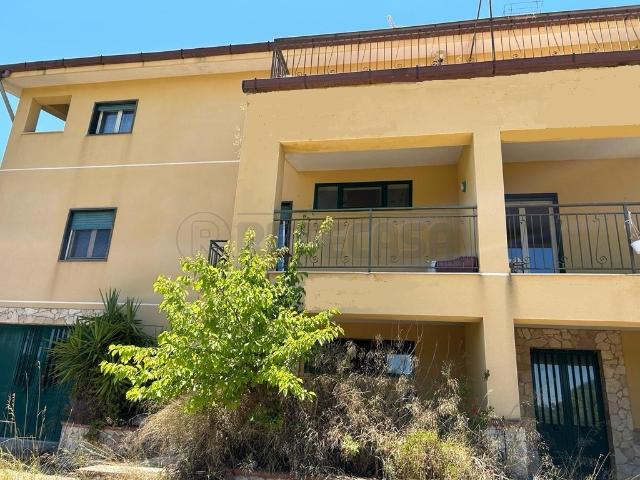 Villa Indipendente in vendita a San Luca, Caltanissetta