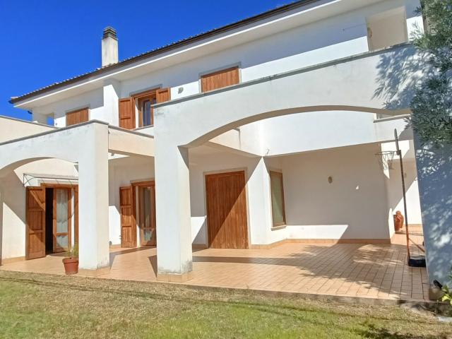 Villa Indipendente in vendita a Calabria, Catanzaro