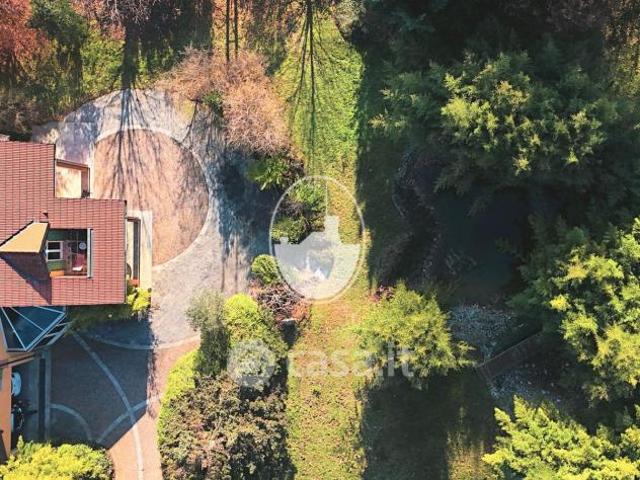 Villa Indipendente in vendita a Macerata