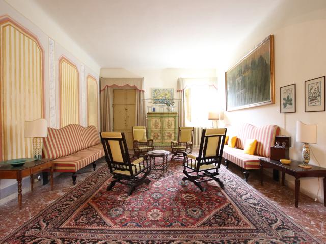 Villa Indipendente in vendita a Bagni Di Lucca Ponte, Toscana