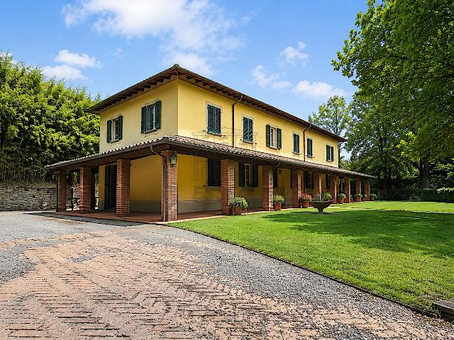 Villa Indipendente in vendita a Capannori, Toscana