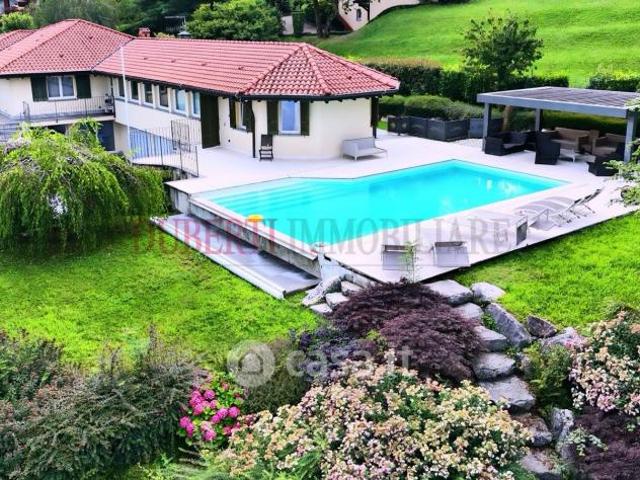 Villa Indipendente in vendita a Bodio Lomnago, Varese
