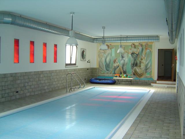 Villa Indipendente in vendita a Santa Marta, Como