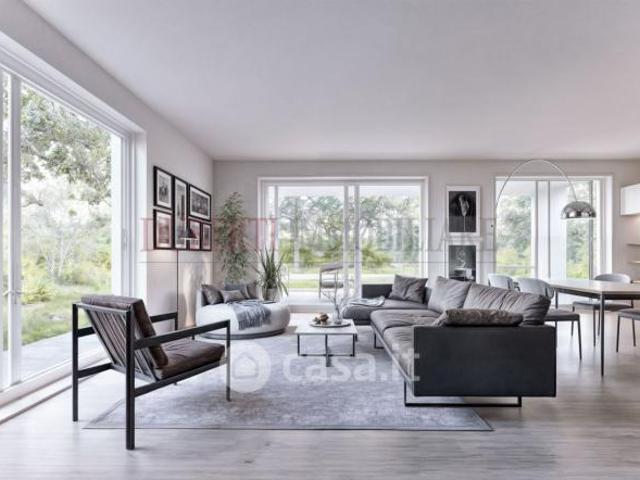 Villa Indipendente in vendita a Varese, Lombardia