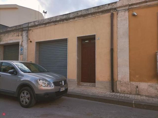 Villa Indipendente in vendita a Floridia, Sicilia