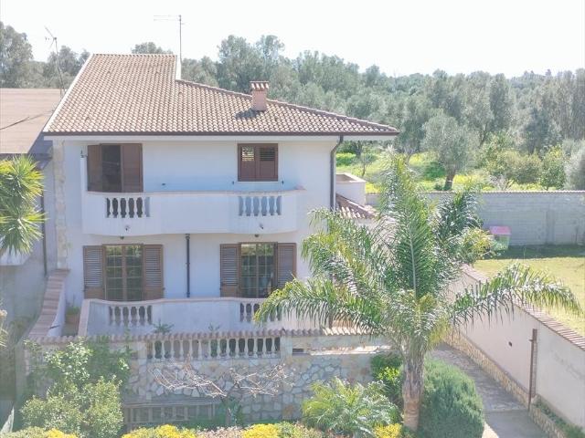 Villa Indipendente in vendita a Calabria, Reggio Calabria