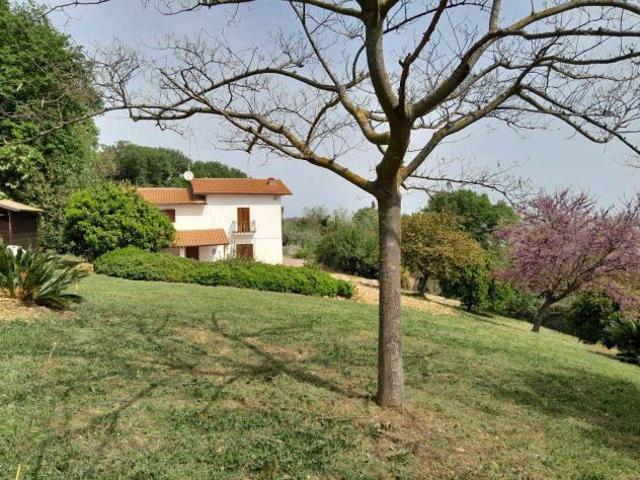 Villa Indipendente in vendita a Vasto, Abruzzo