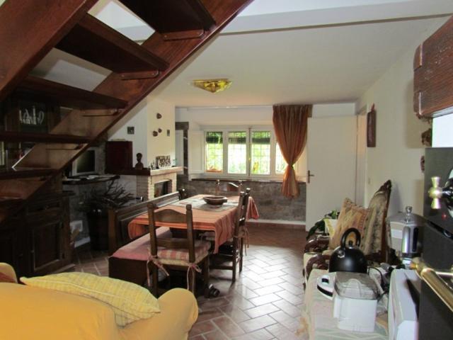 Villa Indipendente in vendita a San Macario in Piano, Bagni Di Lucca Ponte