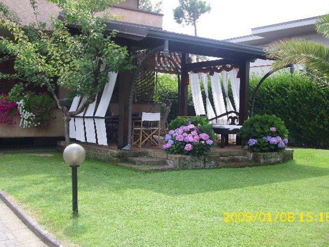 Villa Indipendente in vendita a Turano, Marina Di Massa