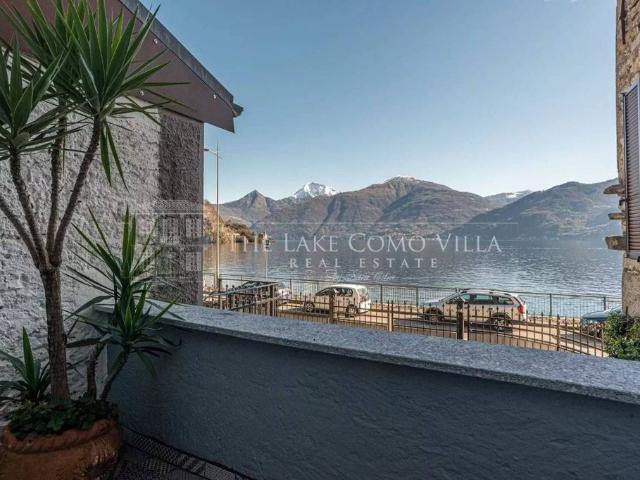 Villa Indipendente in vendita a Nobiallo, Menaggio