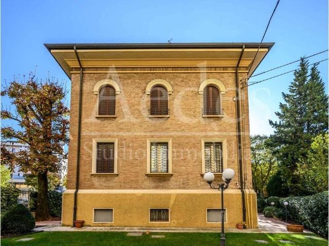Villa Indipendente in vendita a Modena, Sant'Agnese