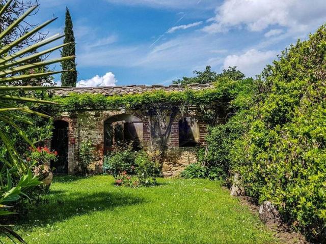 Villa Indipendente in vendita a Monte San Savino, Arezzo