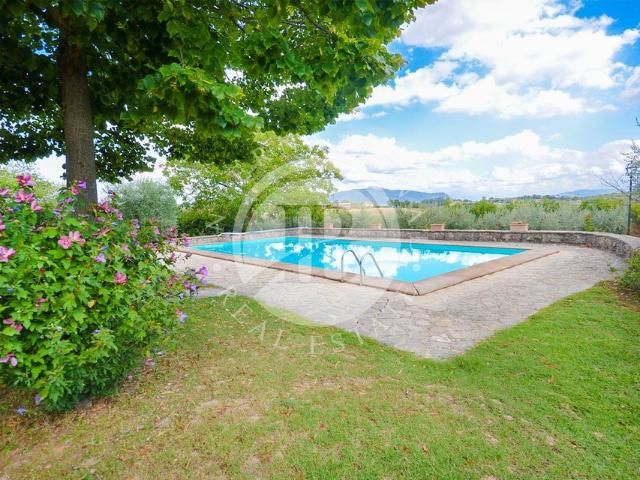 Villa Indipendente in vendita a Montecastrilli, Terni