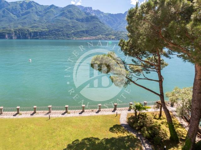 Villa Indipendente in vendita a Oliveto Lario, Lombardia